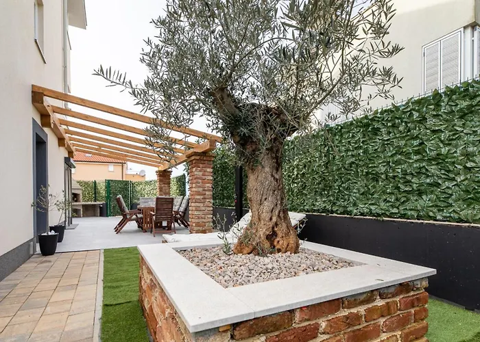 The Olive Tree アパート *