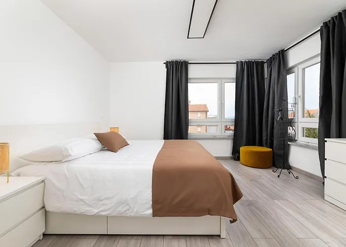 The Olive Tree アパート マリンスカ